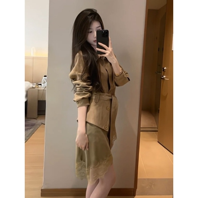 2026春季新款老钱风外套女工装风休闲系带收腰翻领夹克上衣