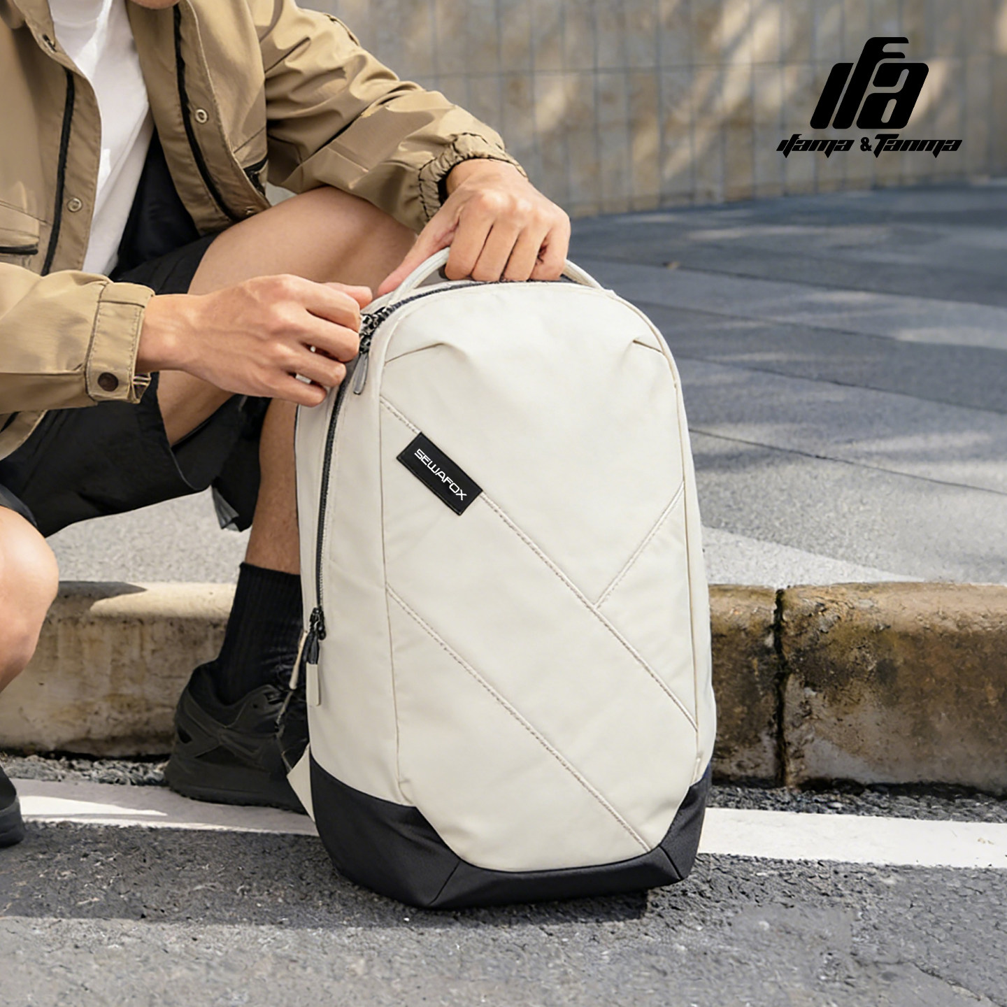 机能双肩包明星同款2026年新款户外旅行大容量轻便背包通勤男