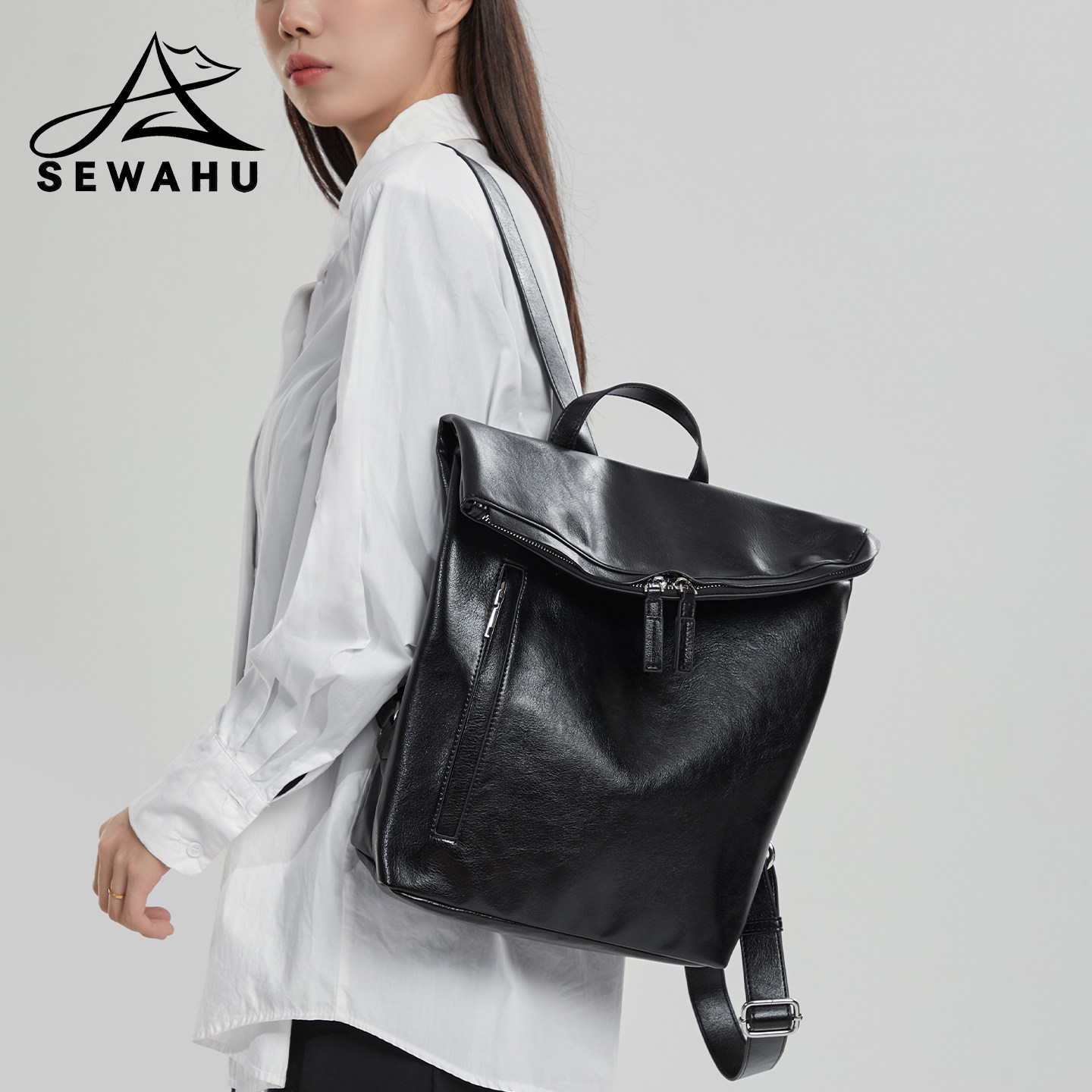 皮质双肩包女2026新款大容量上班通勤电脑背包高级感小众学生书包