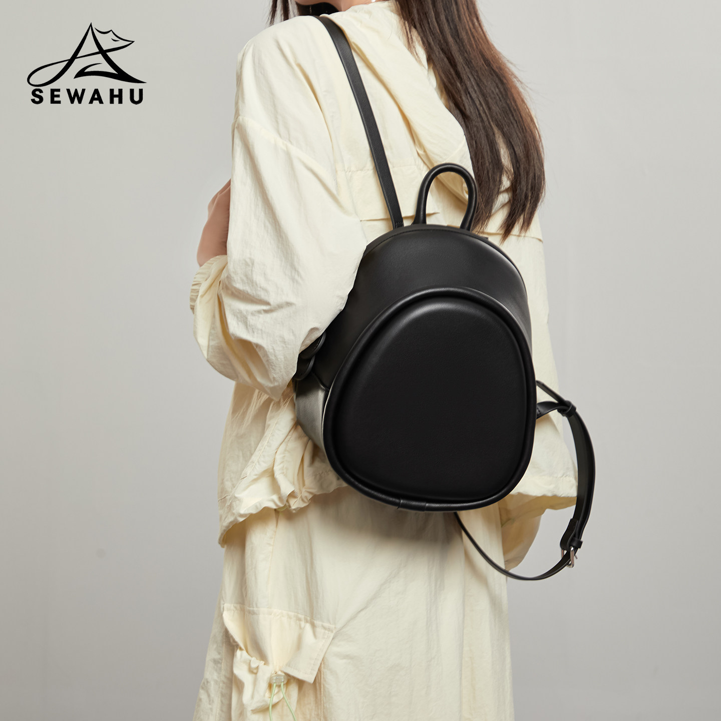 韩系通勤女双肩包高级感小众不撞款日常百搭简约轻奢小型皮质背包