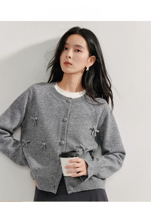 小香风蝴蝶结针织开衫女2025年春季新款气质圆领灰色毛衣上衣