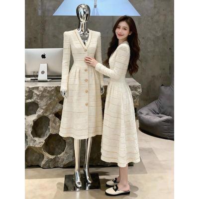 miu系小香风V领收腰连衣裙