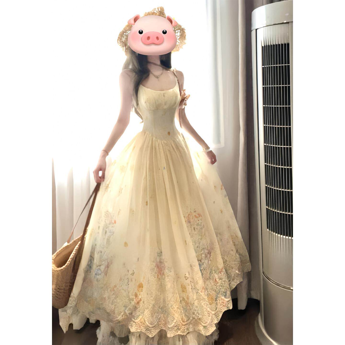 海边穿搭茶歇法式复古碎花吊带连衣裙女绝美巨好看掐腰沙滩小裙子