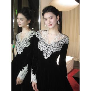 秋冬法式 复古黑色丝绒蕾丝拼接连衣裙女高级感气质名媛风显瘦长裙