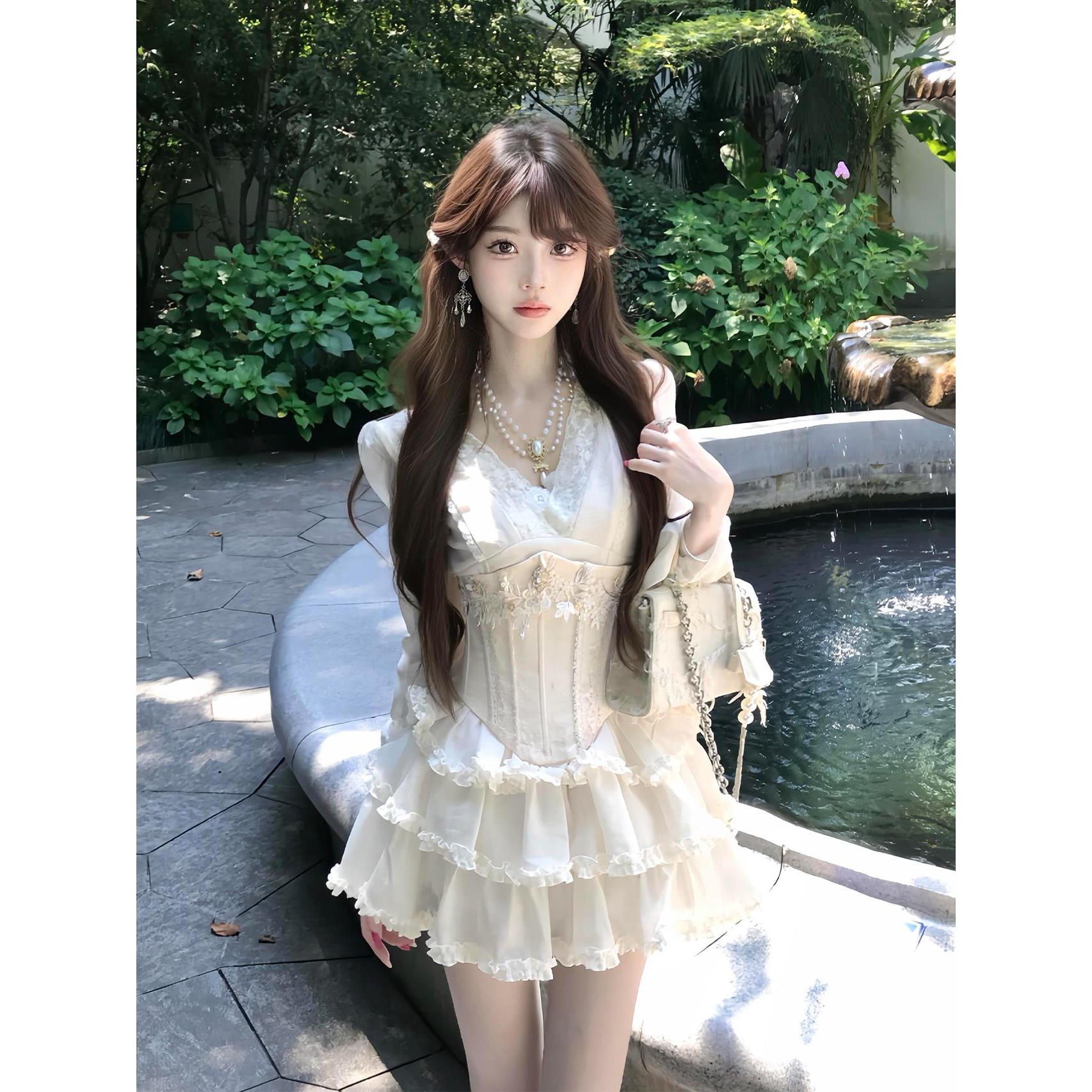 法式富家千金v领长袖连衣裙