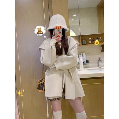 高级感小个子短款斗篷大衣