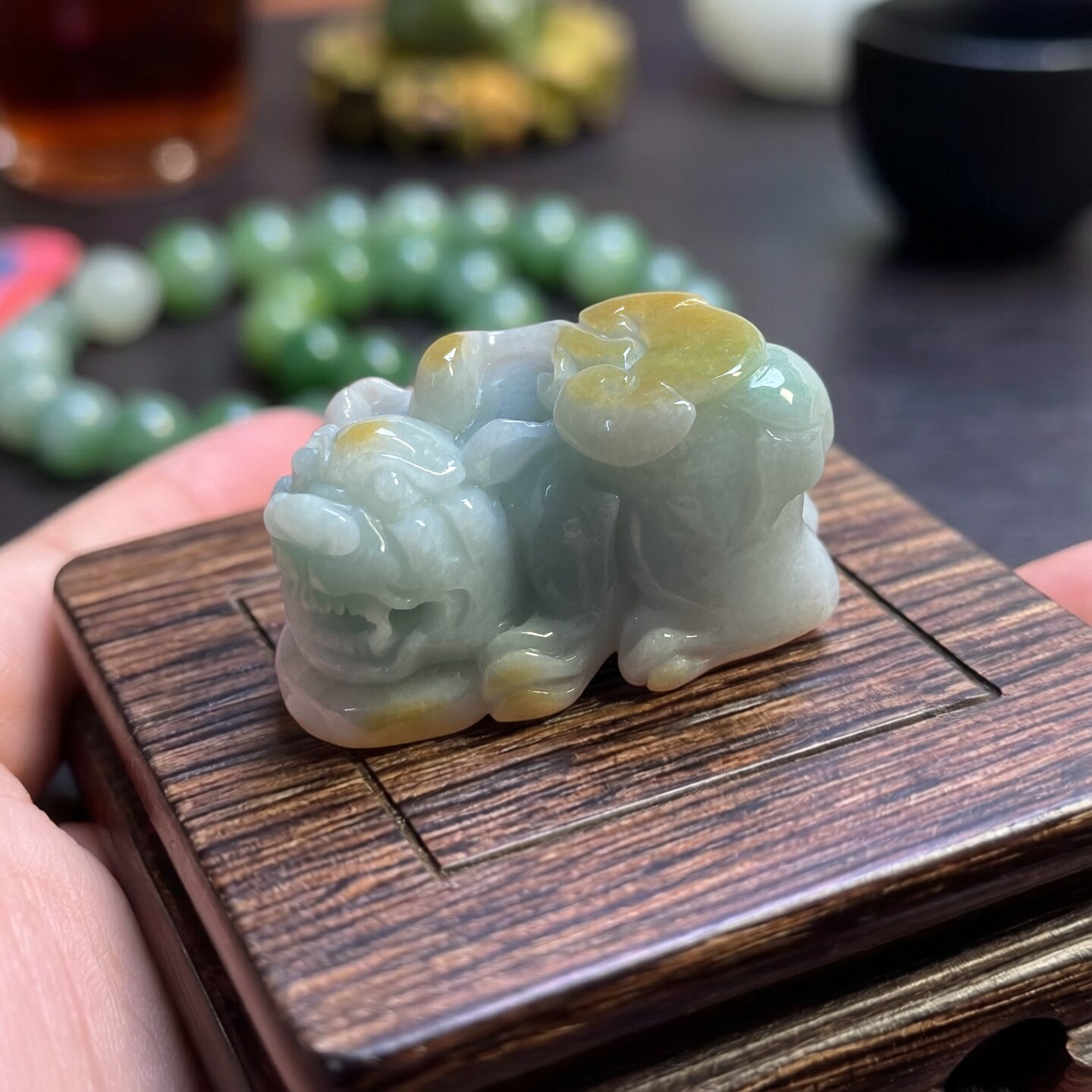 钰松斋A货糯种黄加绿翡翠貔貅