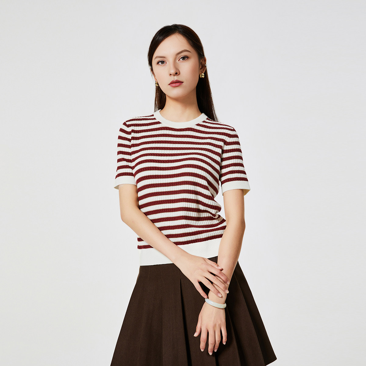 Nine West/玖熙商场同款针织衫女夏高级感时尚条纹短袖针织衫