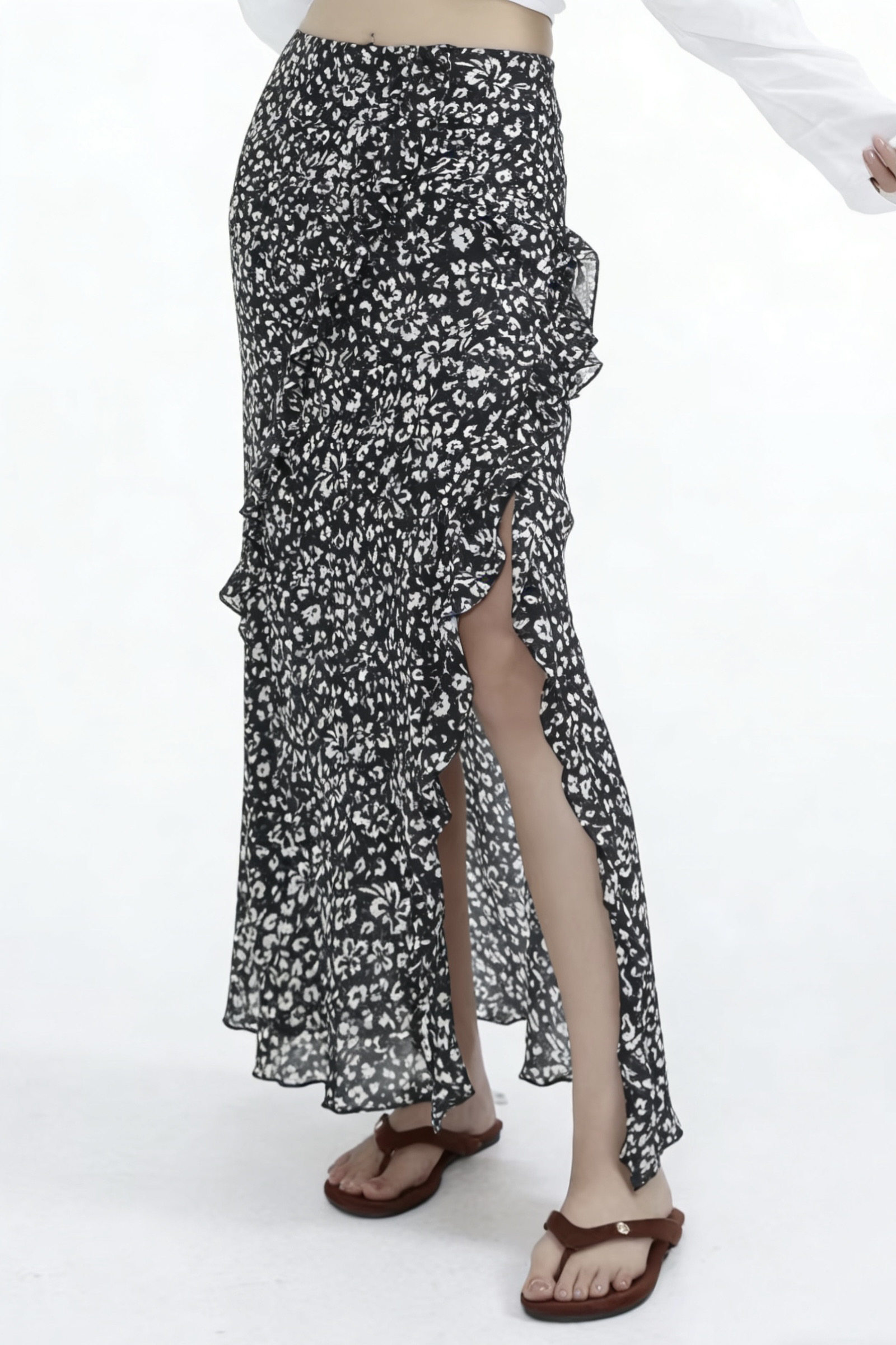 春款新款设计师款法式复古碎花荷叶边设计开叉半裙
