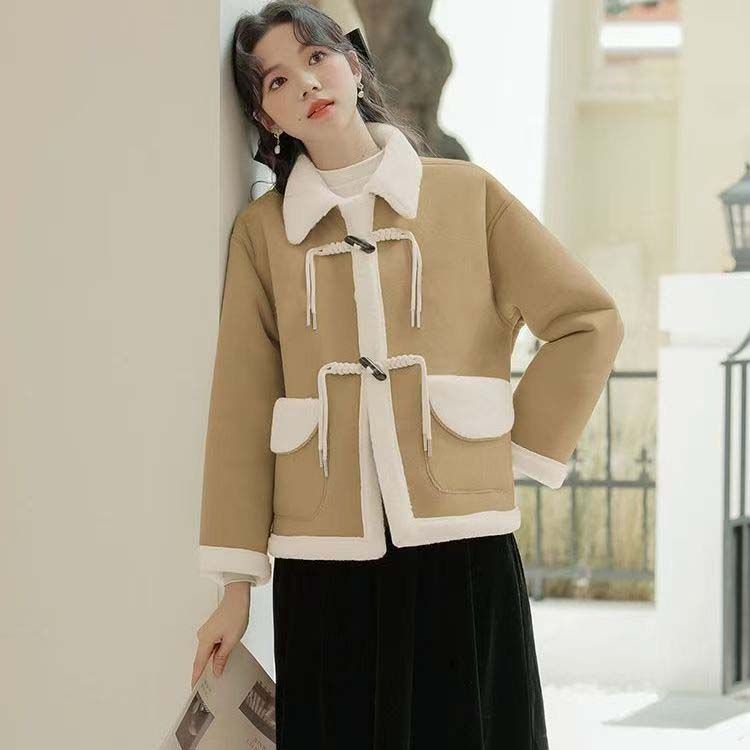 羊羔毛外套女冬短款皮毛一体宽松毛毛绒牛角扣圆领羊毛羔百搭学生