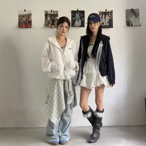 KAKAMEE十三行超好评春夏款简约韩系休闲蝴蝶结速干连帽短外套女