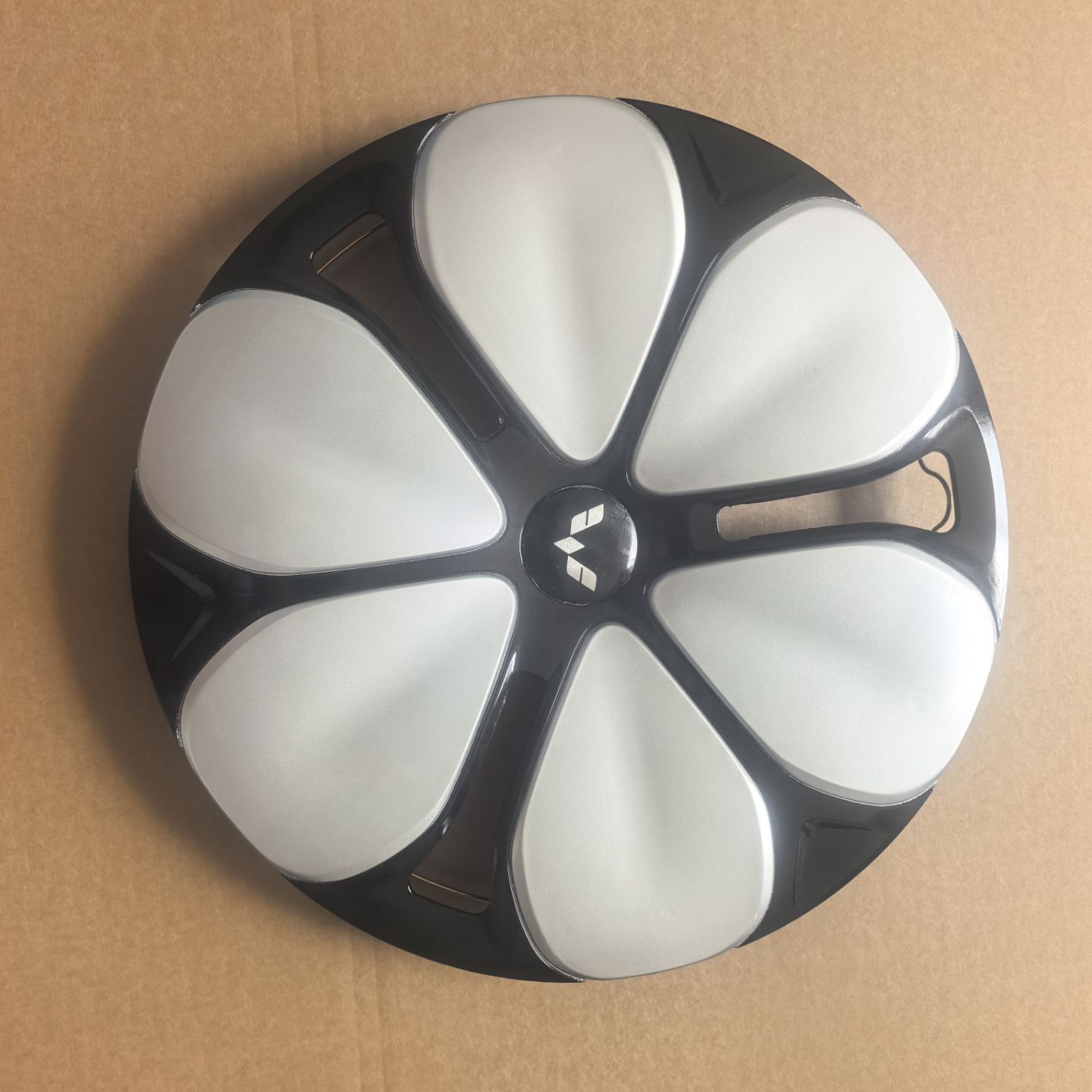 适用于16寸26款五菱缤果Pro轮毂盖轮毂保护圈装饰盖防尘盖轮毂帽图片