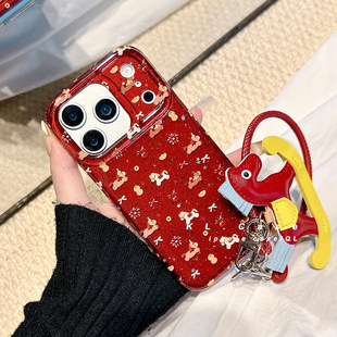 壳侣 16防摔保护套15硅胶14全包13小众高级感腕带挂绳女软p 新年红色小马适用苹果17手机壳iPhone17promax新款