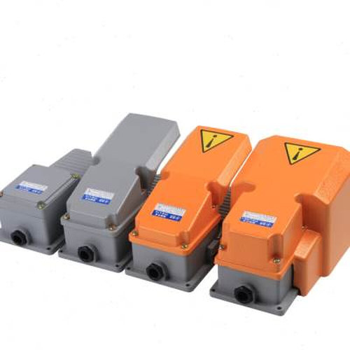 LT4脚踏开关LTH16冲床脚踩开关LT3机床配件防水脚踏板控制开关