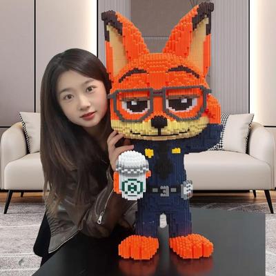 乐积木高举杯尼克狐狸警