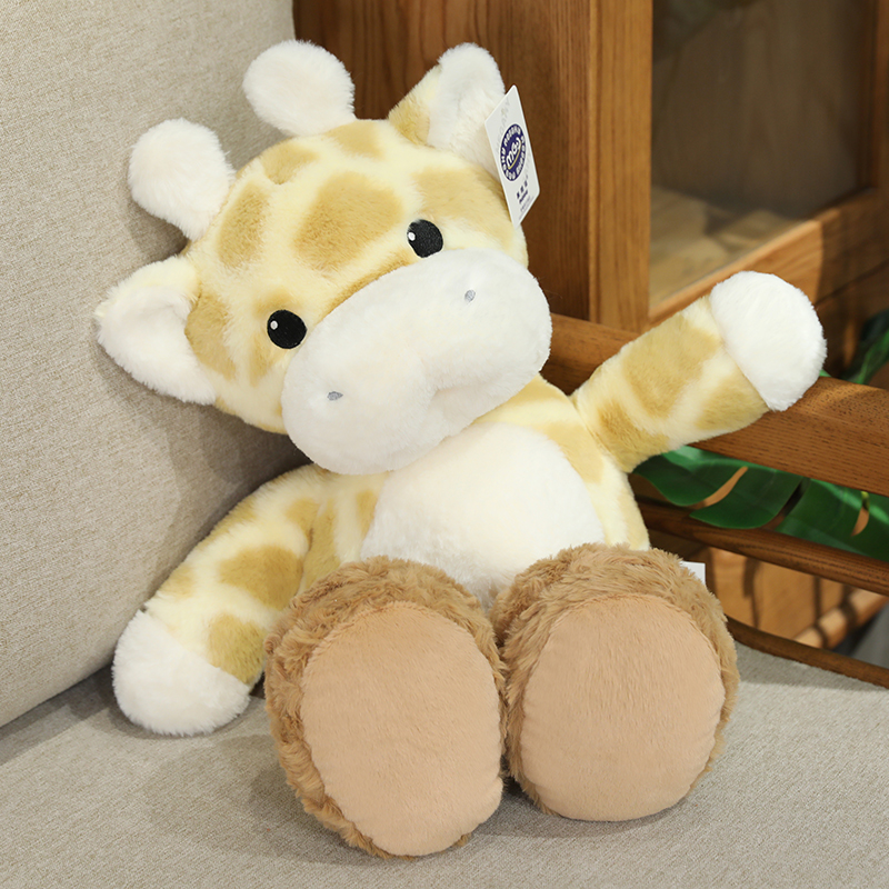 可爱长颈鹿玩偶公仔生日礼物送男女生朋友闺蜜孩子儿童实用高级感