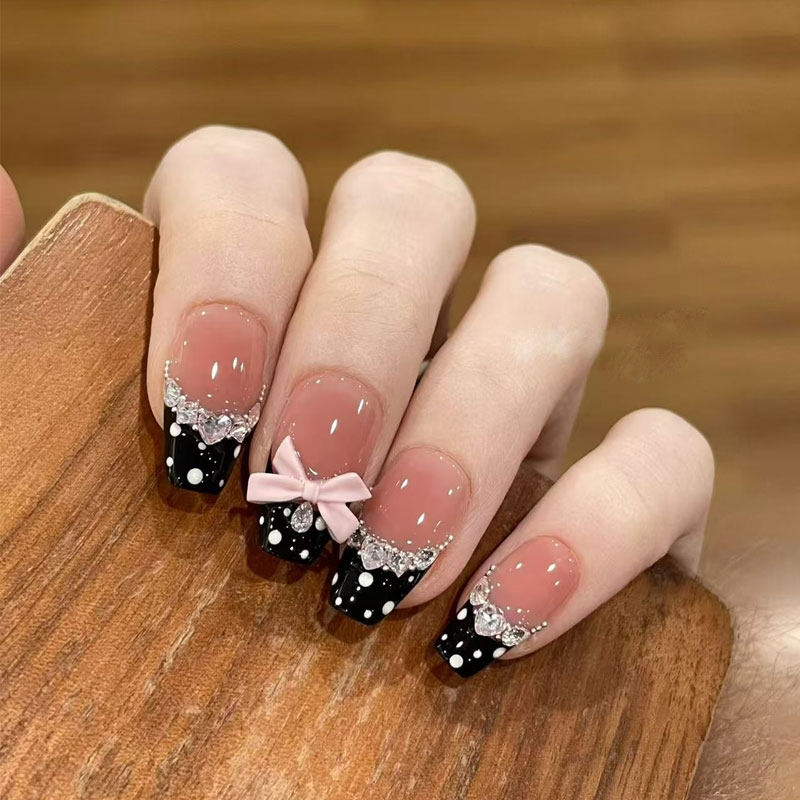新款法式手工穿戴甲短款波点蝴蝶结钻石美甲显白高级感指甲贴片女,彩妆/香水/美妆工具,穿戴甲/甲片,淘宝优惠券,粉丝福利购,淘宝优惠卷