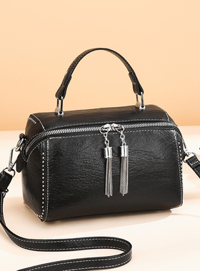 Brand Women Leather Handbags Fashion Rivet Female Bag Multic