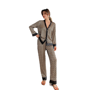 Women's Pajamas Set V Neck Design Cross Letter Print Sleepwe