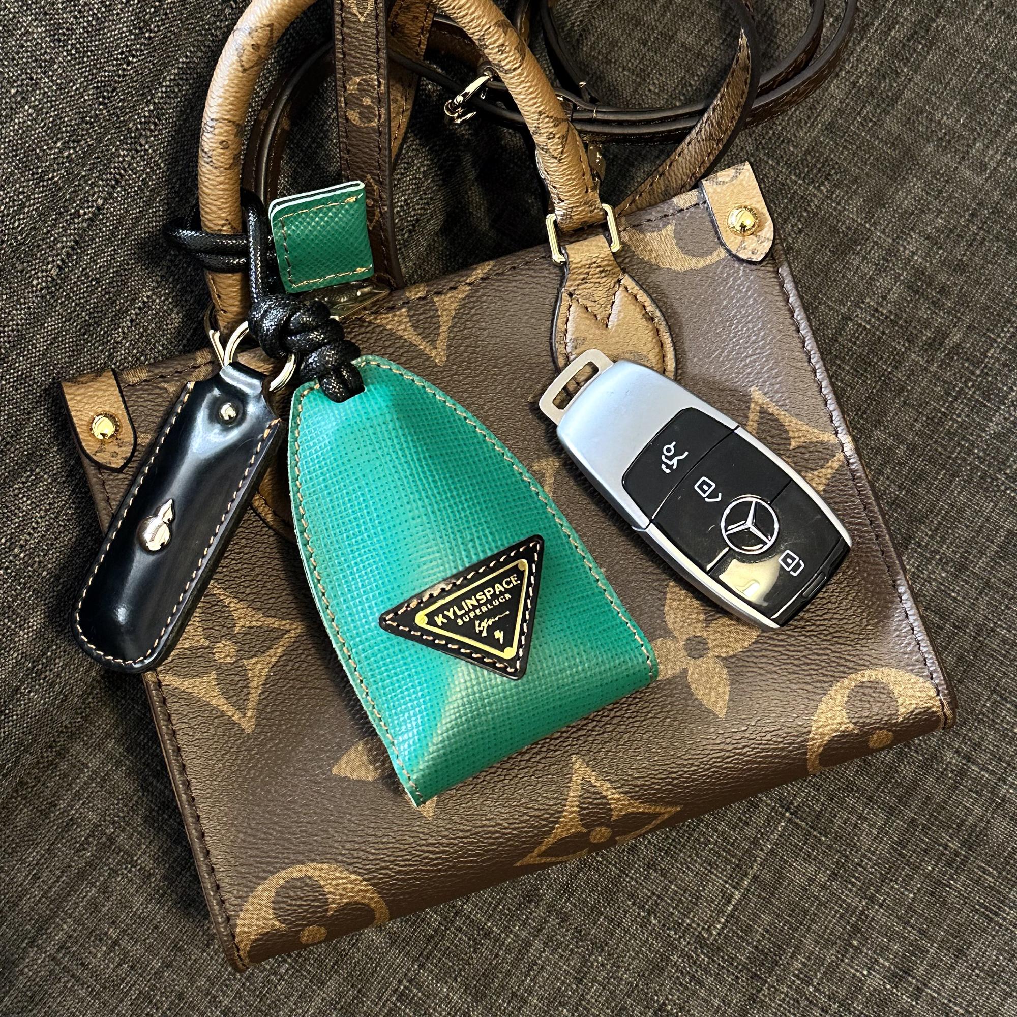 男女通用原创设计汽车钥匙包