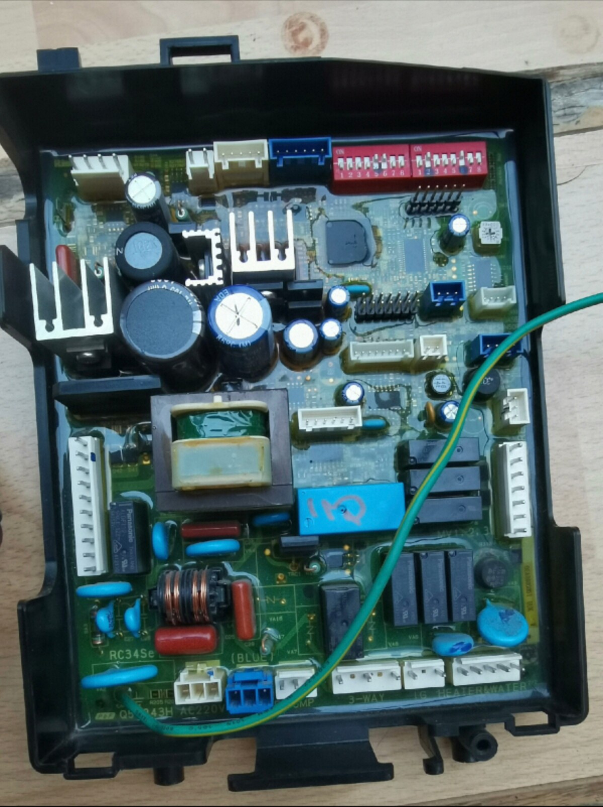 林内RBS-25K88壁挂炉电脑主板控制板主板LL1GBD25-25K88