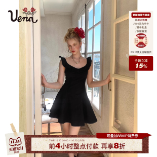 复古黑色荷叶v领花边收腰A字吊带连衣裙女 Uena美式 叛逆成长史