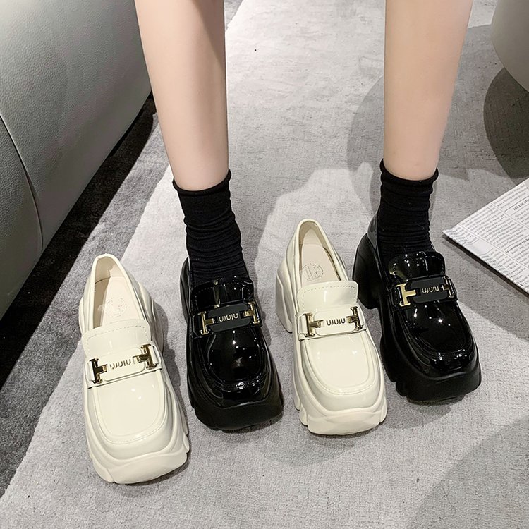 2025秋季新款深口单鞋摇摇底PU一脚蹬高跟(5-8cm)聚氨酯