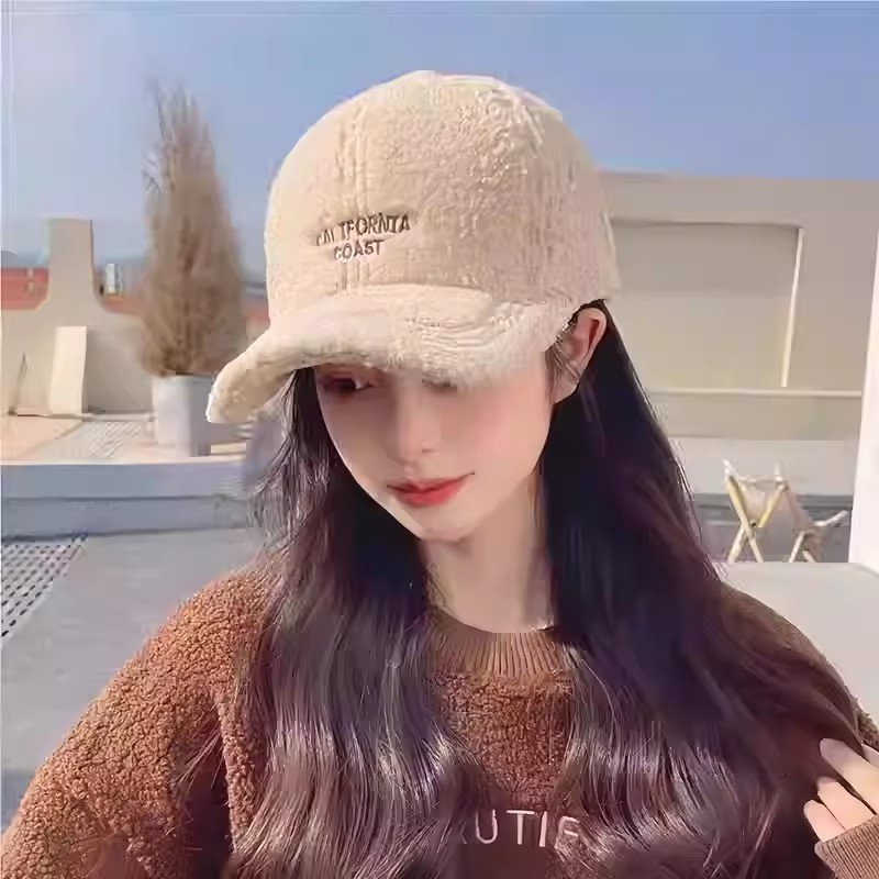 新款羊羔毛帽子女士秋冬季时尚百搭毛绒鸭舌帽加厚保暖棉帽棒球帽