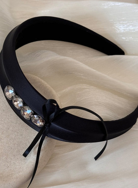 黑色缎面蝴蝶结方形水钻发箍女2026新款时尚洋气高颅顶显脸小头箍