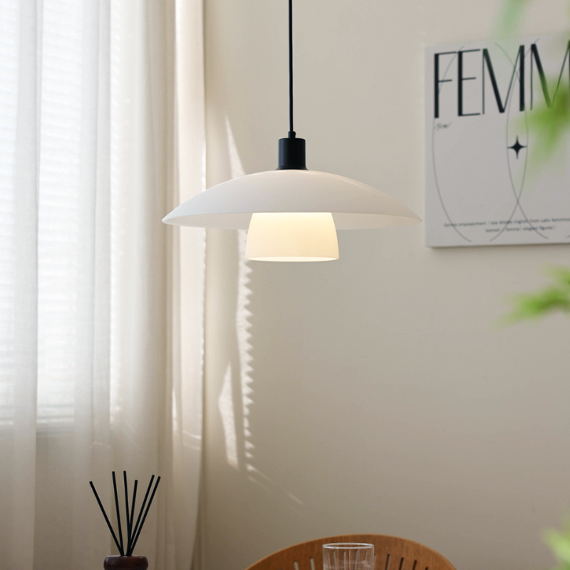 飞碟轨道升降悬停餐厅吊灯全光谱护眼玻璃灯中古ins意式风岛台灯