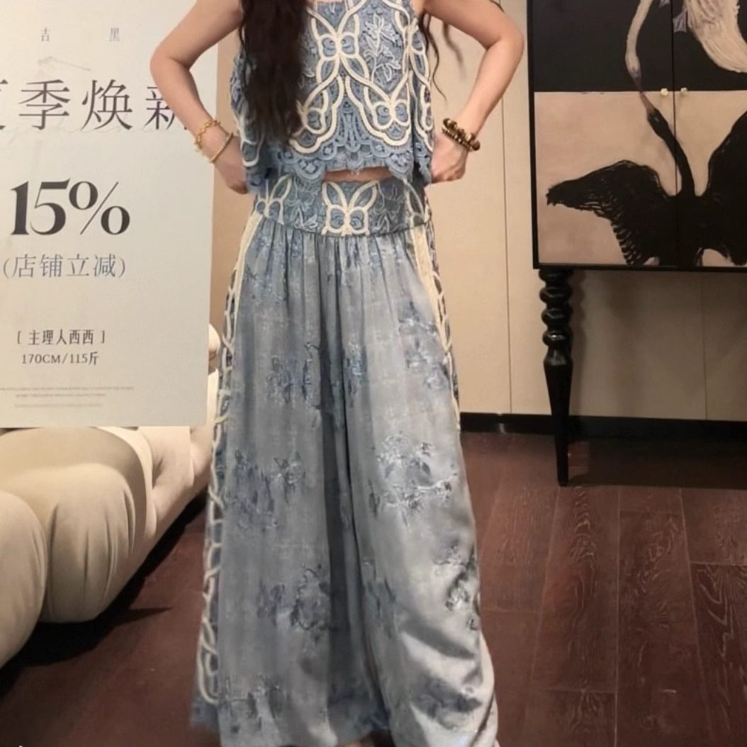 三吉黑花「9折款！7/10晚8点新【云之缦】定位镂空多层次撞色套装