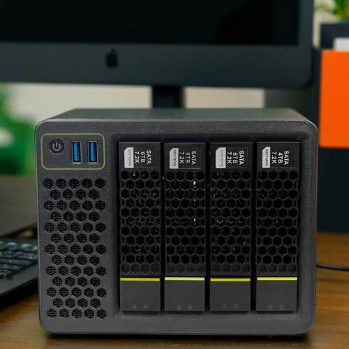 铝合金4盘位定制NAS机箱 黑群晖机箱 网络家庭存储机箱多盘位机箱