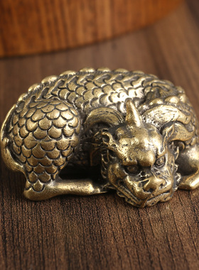 黄铜伏地貔貅实心桌面摆件