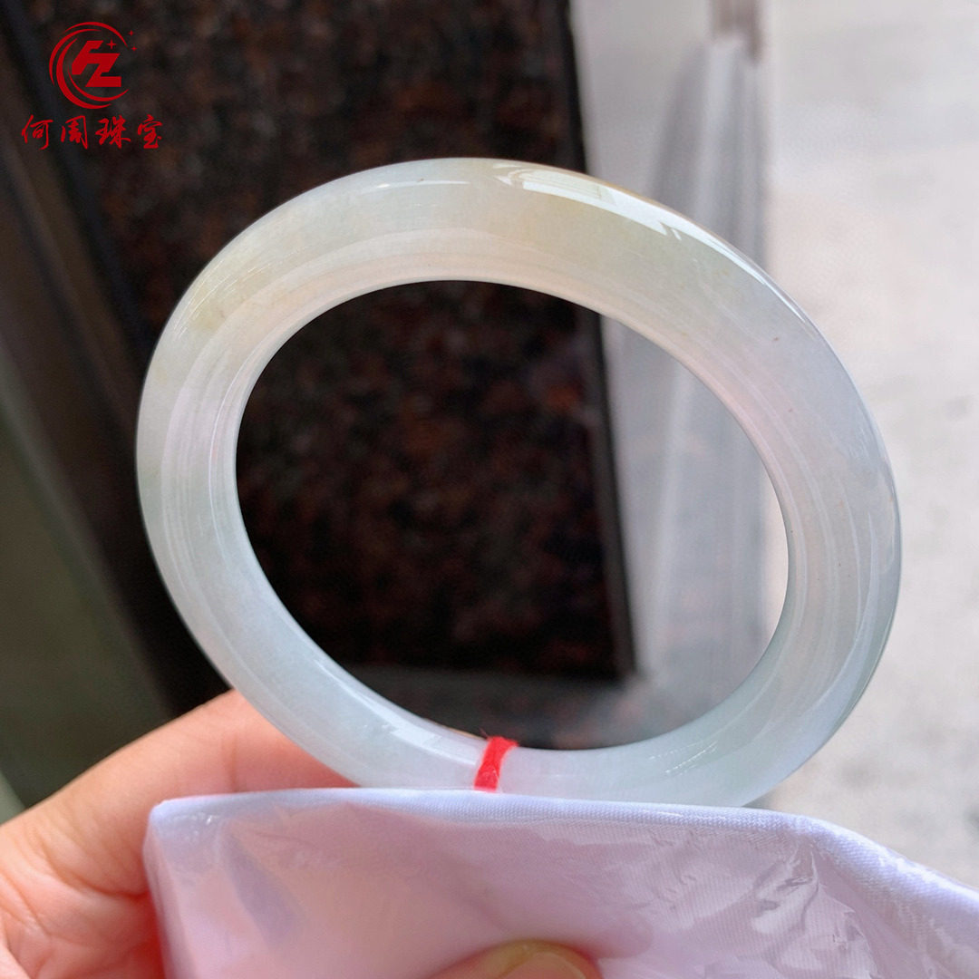 何周珠宝 缅甸天然A货玉石翡翠 老坑冰种飘黄翡圆条手镯57-58圈口