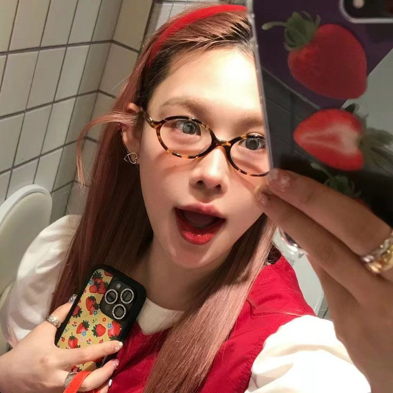 韩国ins草莓iPhone15promax软壳12苹果14适用13手机壳11女XR全包
