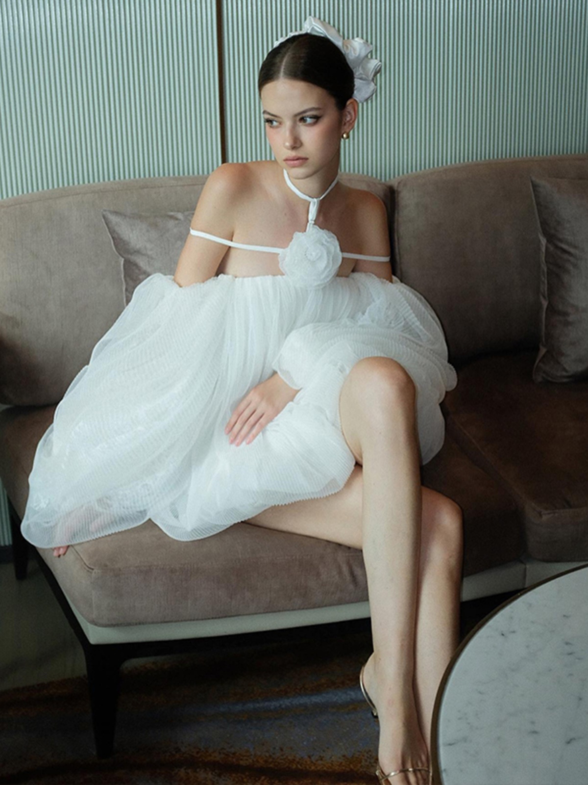 French Super Fairy and Beautiful Off-Shoulder Flower Halterneck One-Line Dress for Women Pure Desire High-End Mesh Dress Mini Skirt