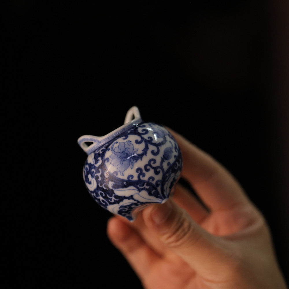 慢叩柴窑青花月下美人爱心小香炉