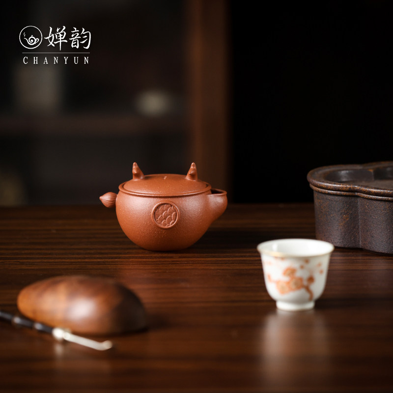 见铭造红降坡紫砂龙宝宝壶手抓壶