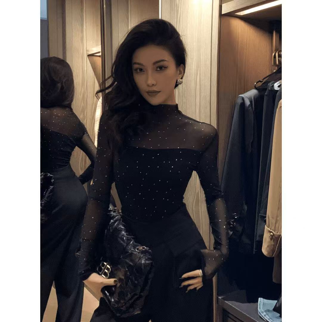 2026新款性感烫钻网纱上衣女半高领波点长袖修身打底衫黑色辣妹风