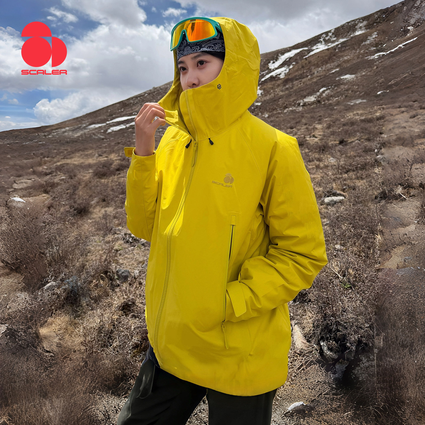【黄金甲2.0】思凯乐户外硬壳冲锋衣男女新款防风防水登山服外套