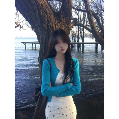 韩系纯欲辣妹针织开衫吊
