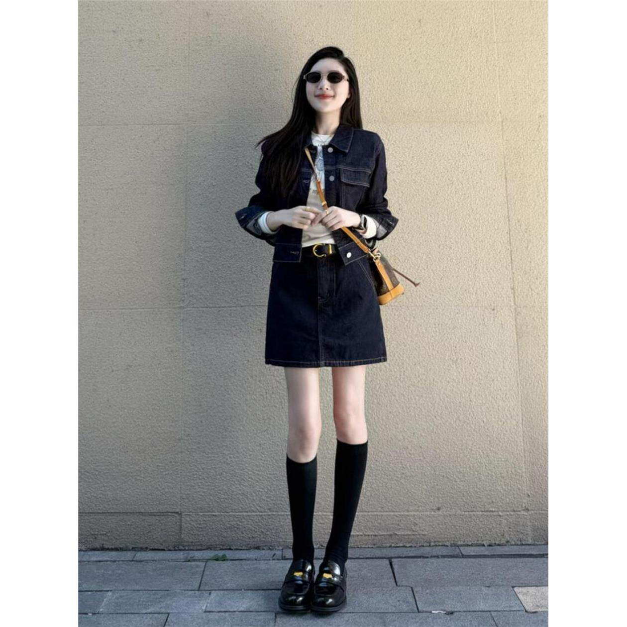 巨好看的早秋一整套高级韩系穿搭小个子短款牛仔外套半身裙两件套