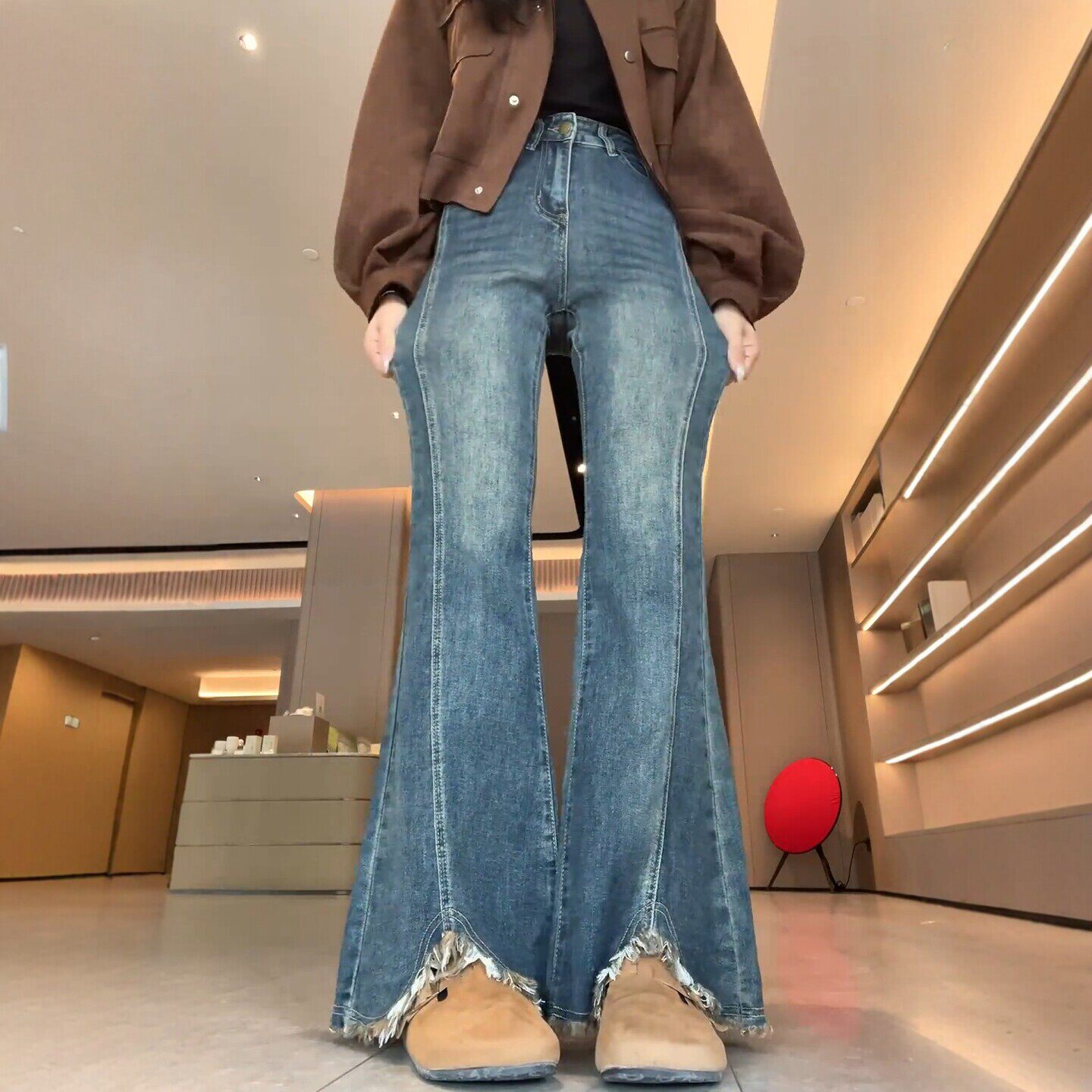 复古蓝毛边开叉微喇牛仔裤女秋冬加绒大码胖mm高腰显瘦弹力喇叭裤