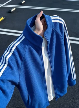 依辰男装服饰美式复古龙鳞纹条