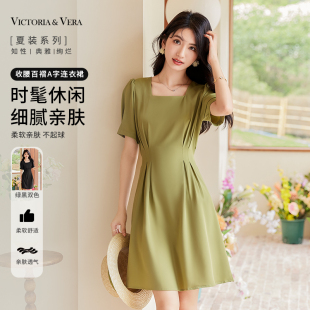 VICTORIA&VERA夏季 赫本风优雅高级感方领收腰百褶A字连衣裙 新款