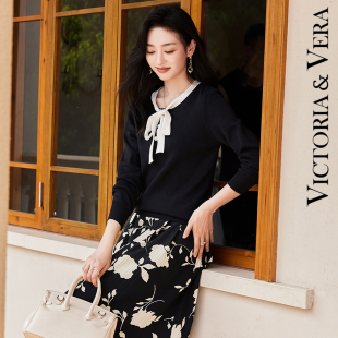 VICTORIA&VERA春秋新款 优雅珍珠扣设计感百搭软糯内搭打底针织衫