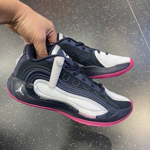 耐克Jordan Luka 4 时尚舒适 耐磨 低帮 篮球鞋男款 HF0824-400