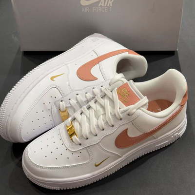 Nike Air Force 1 粉白 迷你小钩女子低帮复古空军板鞋CZ0270-103