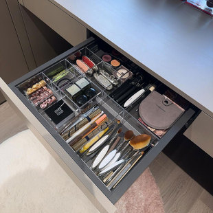 化妆品抽屉收纳分隔板可移动收纳盒桌面抽屉里面的收纳分隔亚克力