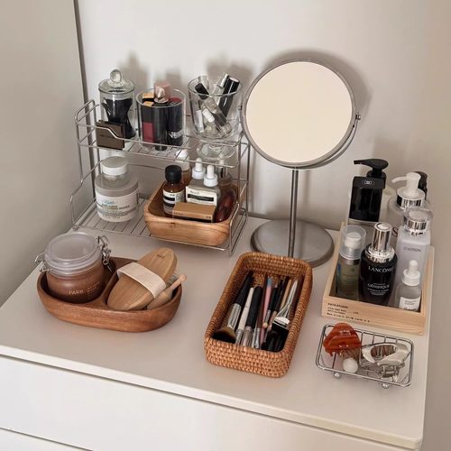 长期主义丨藤编化妆刷收纳化妆桌面化妆品梳妆台眉笔口红收纳盒筐